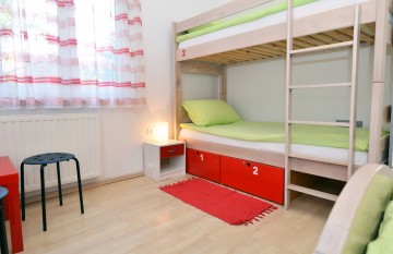 4 BED MIXED DORM - GARDEN VIEW - Hostel Temza