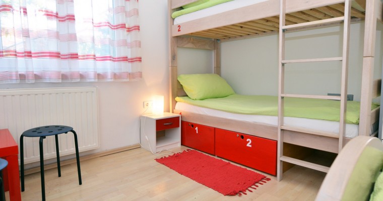 4 BED PRIVATE ROOM - GARDEN VIEW - Hostel Temza