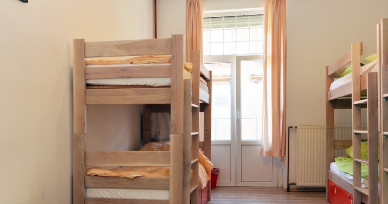 6 BED MIXED DORM - BALCONY - Hostel Temza